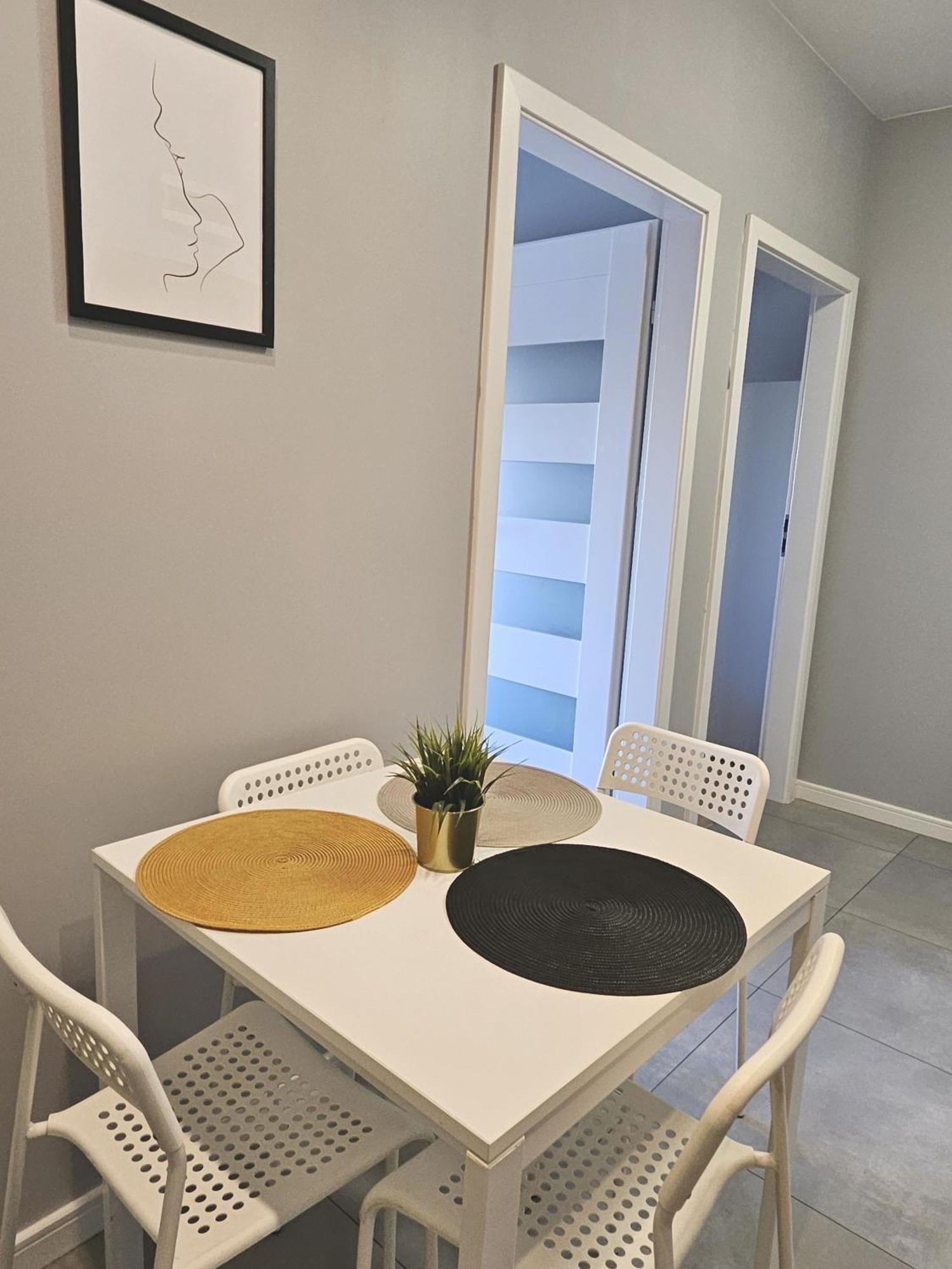 Urban Jungle - Silver Apartment Białystok Eksteriør billede